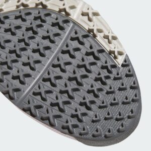 Мужские кроссовки для гольфа Traxion Response Spikeless